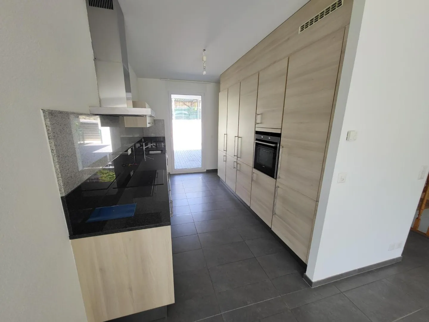 Casa a schiera 5 stanze - Foto 2 di 13