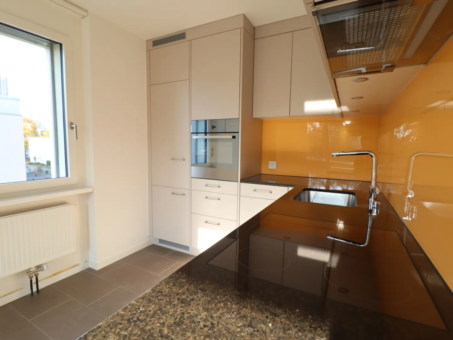 Helle 3½-Zimmerwohnung in Emmenbrücke - Foto 3 di 5