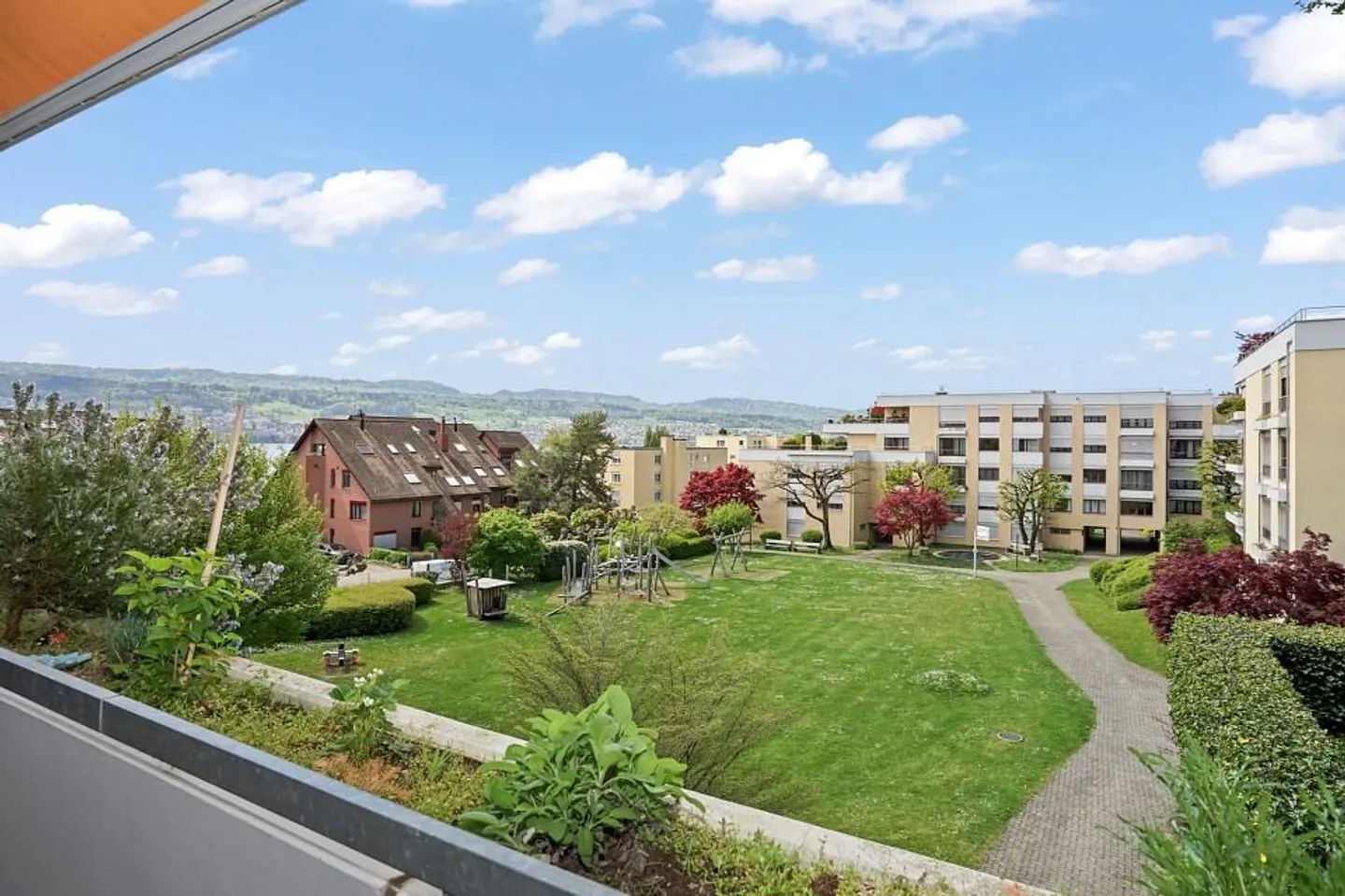 Geräumige Wohnung in Meilen - Foto 11 von 13