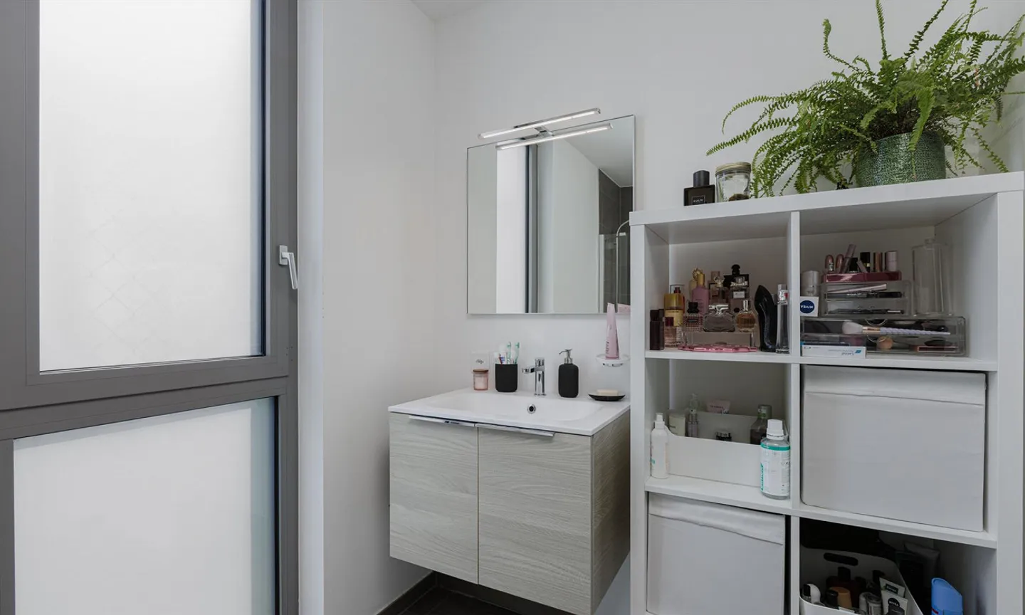 Moderno appartamento di 3,5 stanze con giardino privato a Castel San Pietro - Foto 8 di 10