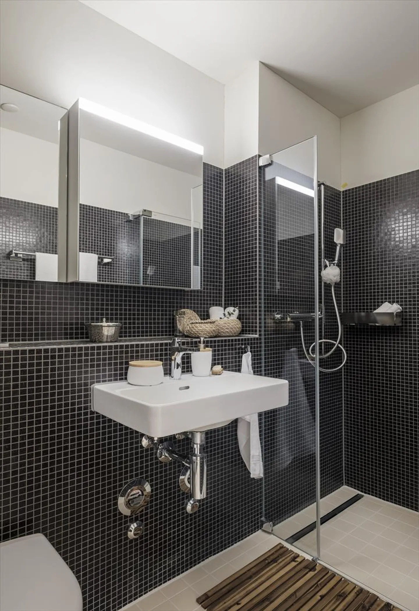 Ampio appartamento di 5,5 stanze al Bucheggplatz - Foto 5 di 11