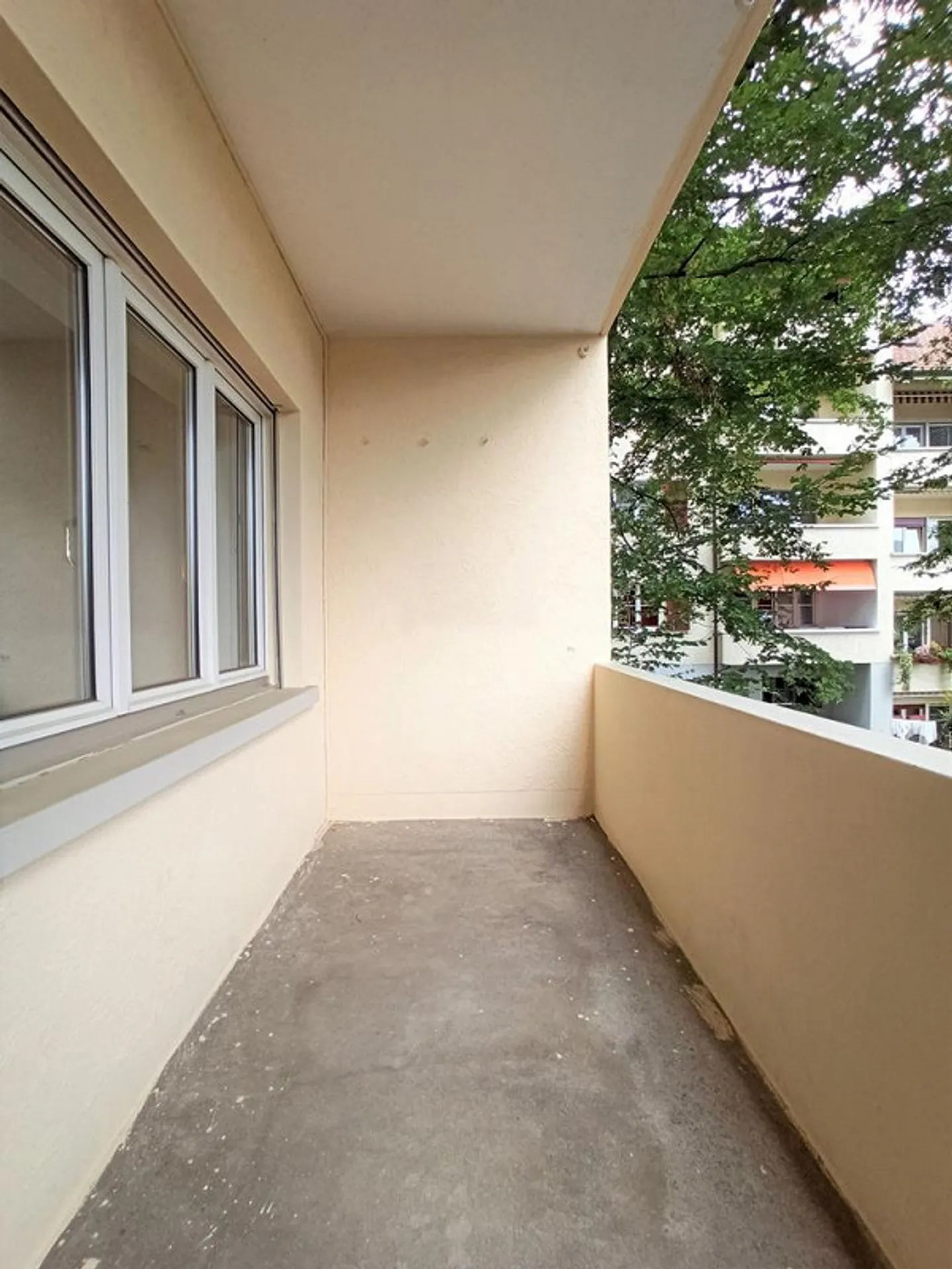 Moderne Wohnung in Münchenstein - Foto 2 von 4