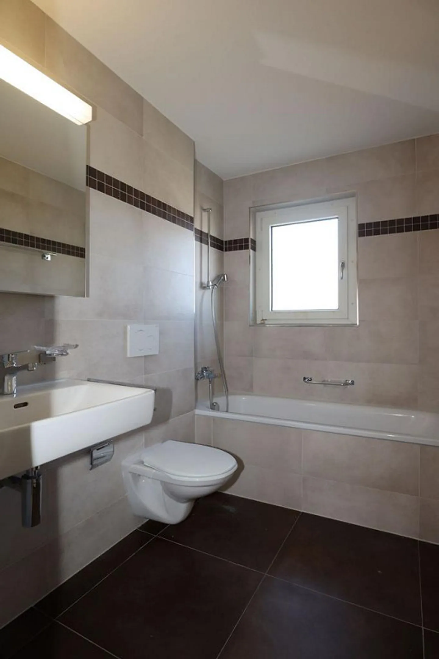 Moderne Wohnung in Münchenstein - Foto 4 von 4