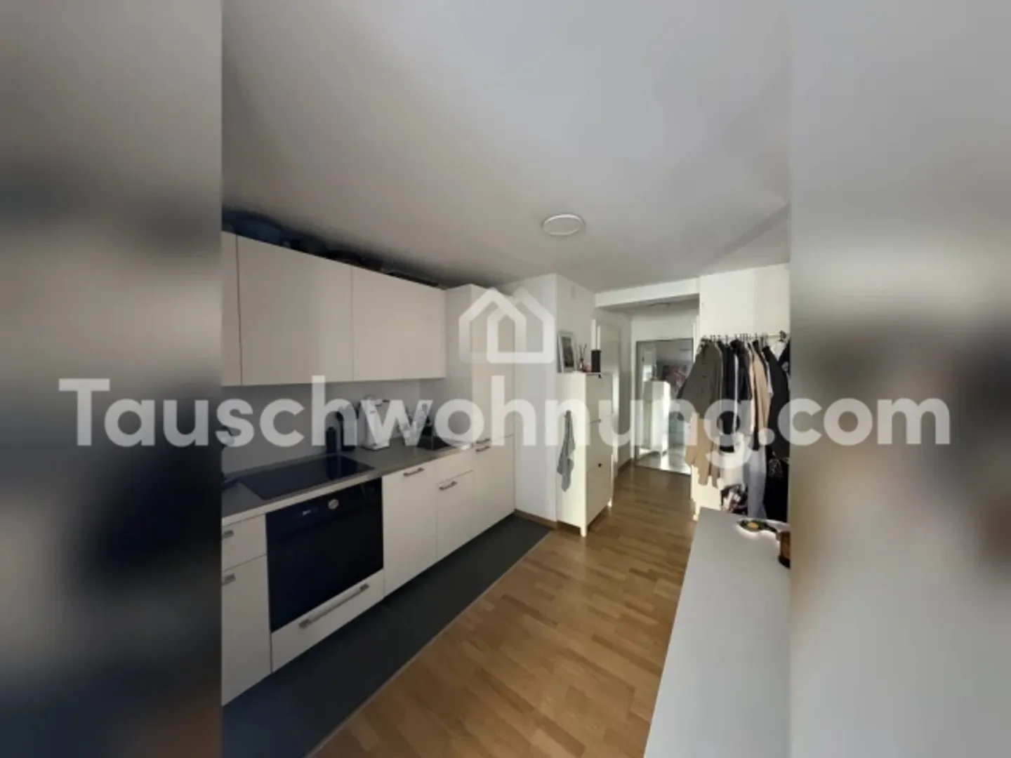 «TAUSCHWOHNUNG 2-Zimmer Wohnung Zürich Enge gegen etwas grösseres?» - Foto 1 von 8