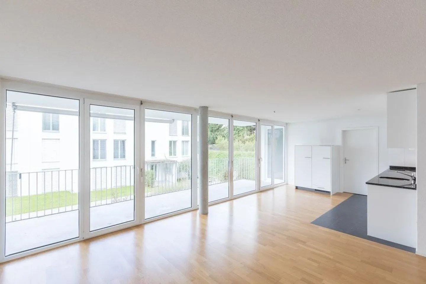 Appartement attrayant de 4,5 pièces à louer à Jegenstorf - Photo 3 sur 9