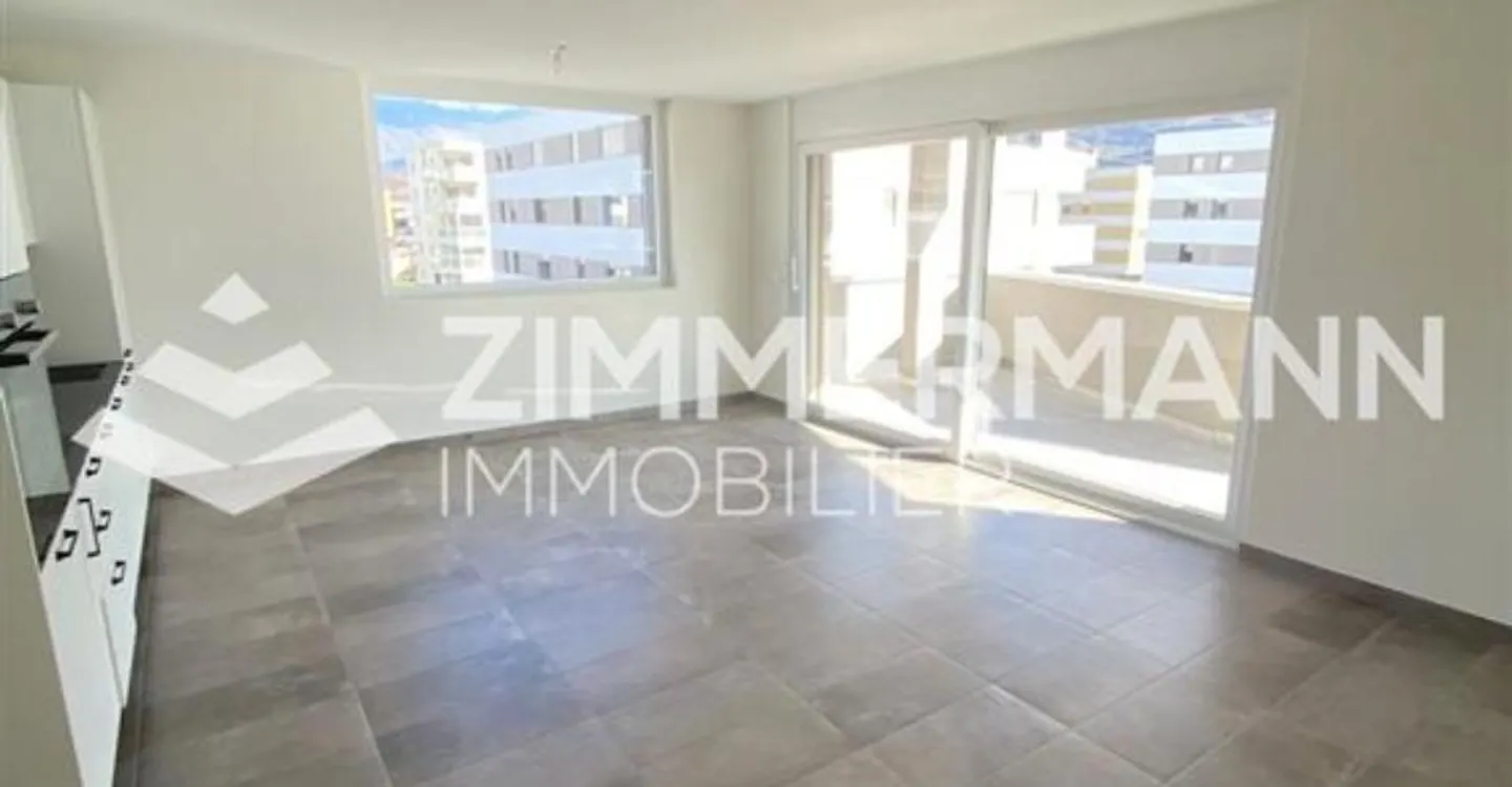 Appartement Moderne avec Balcon - Photo 2 sur 7