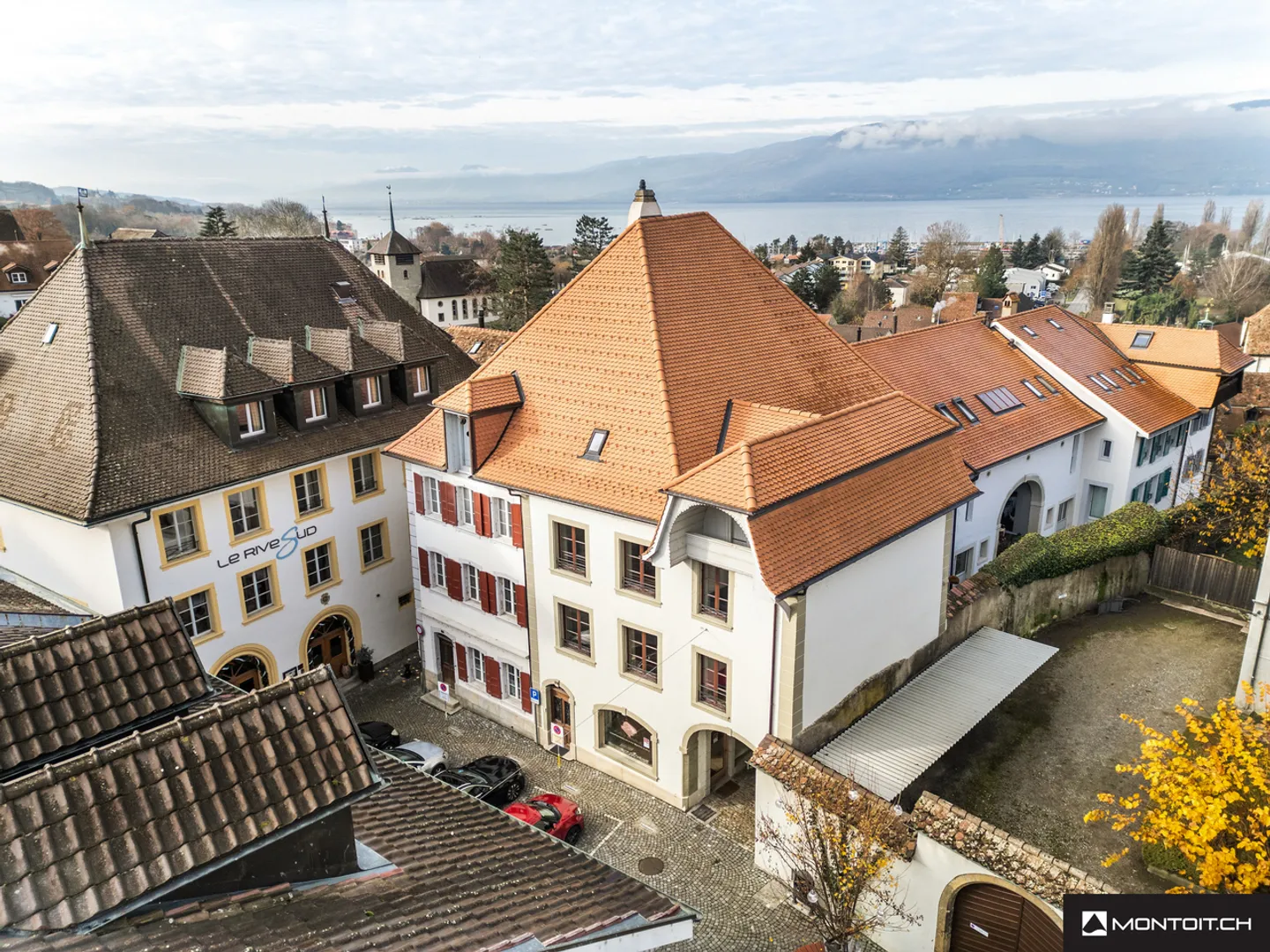 Estavayer-le-Lac, in affitto, casa di città, completamente ristrutturata, 175m2 - Foto 2 di 13