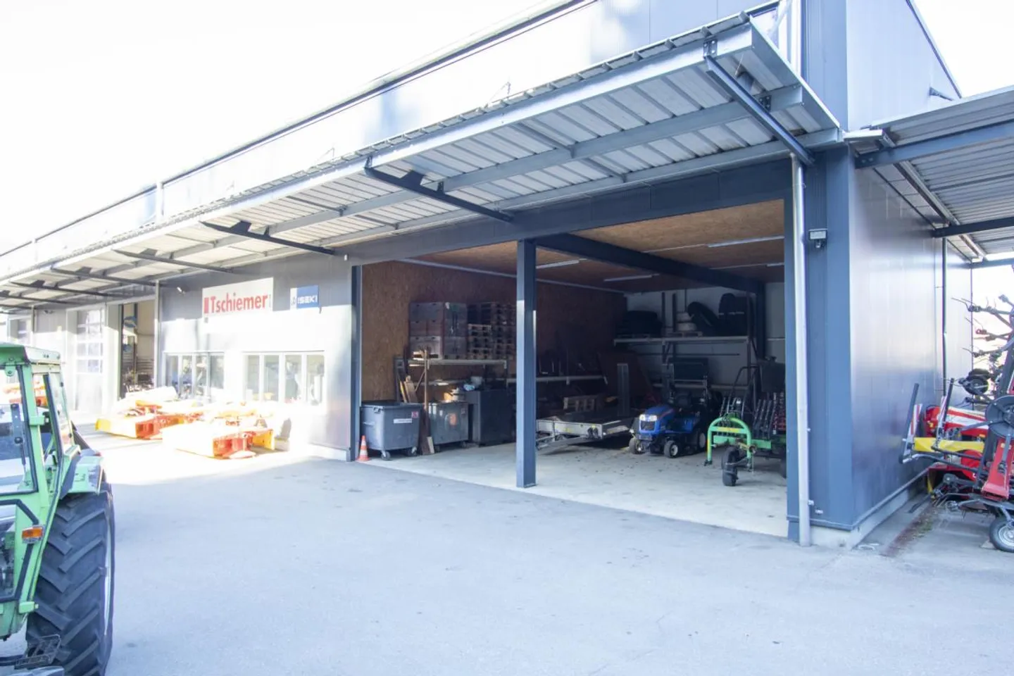 Commercial Property with Potential - Flexible, Well-Connected and... - Photo 3 of 17