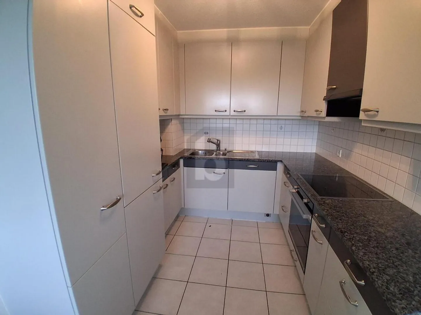 Charming Apartment in Muttenz - Photo 4 of 5