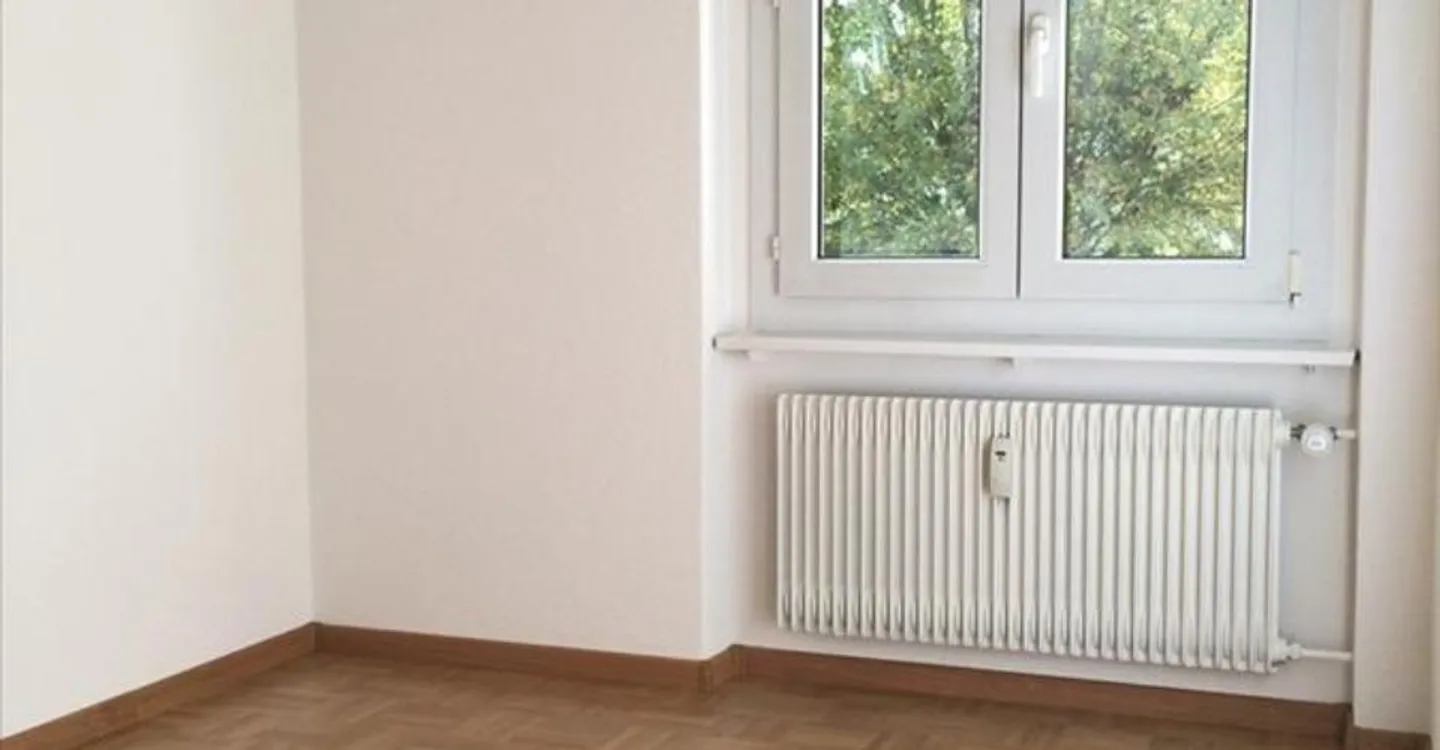 Charming 4-room apartment in a quiet environment - Photo 8 of 9