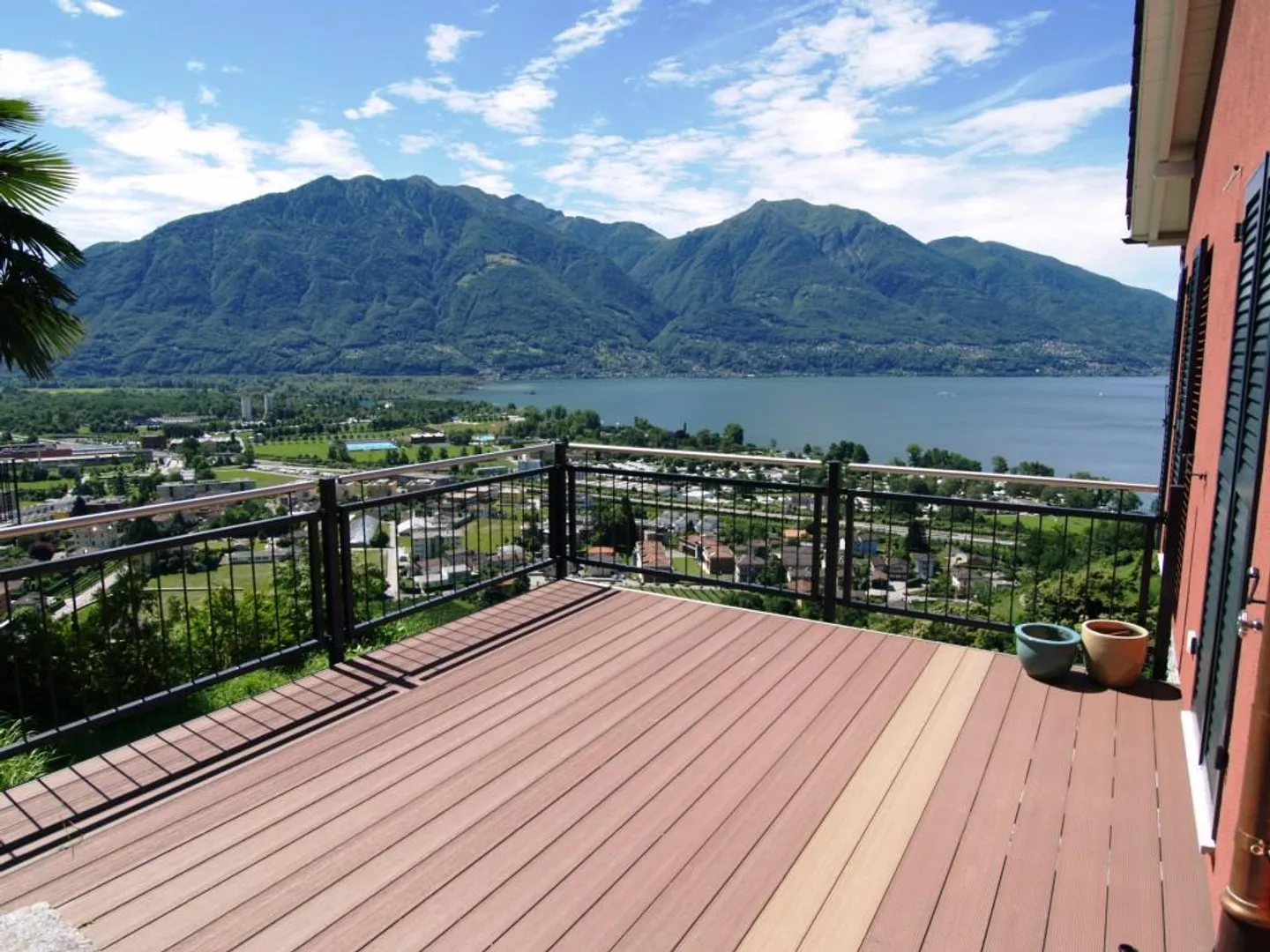 Detached Single-Family House in Panoramic Location - Photo 3 of 7