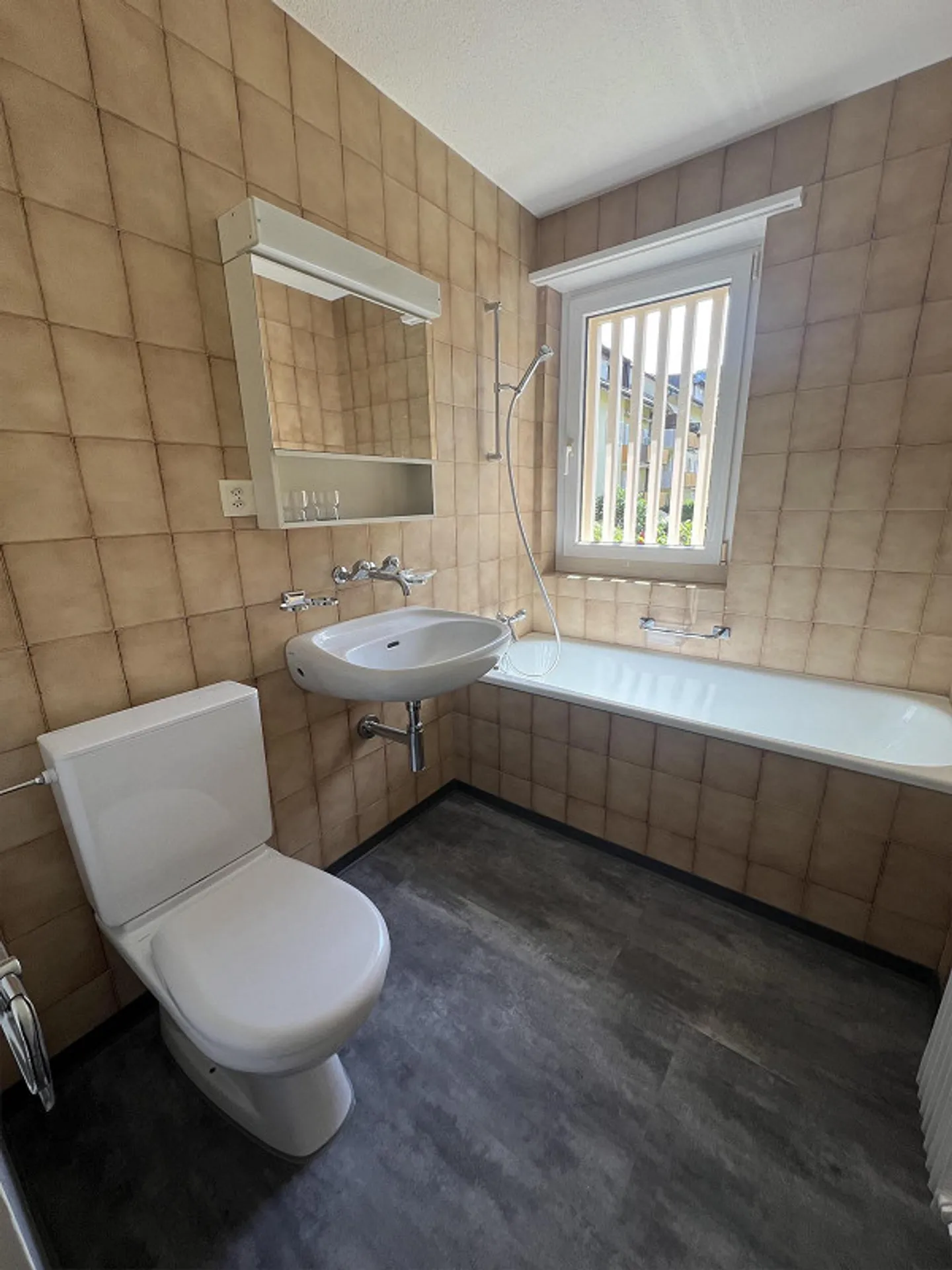 Opportunity! Quiet and affordable! 2-room apartment on the 1st floor - Photo 6 of 6