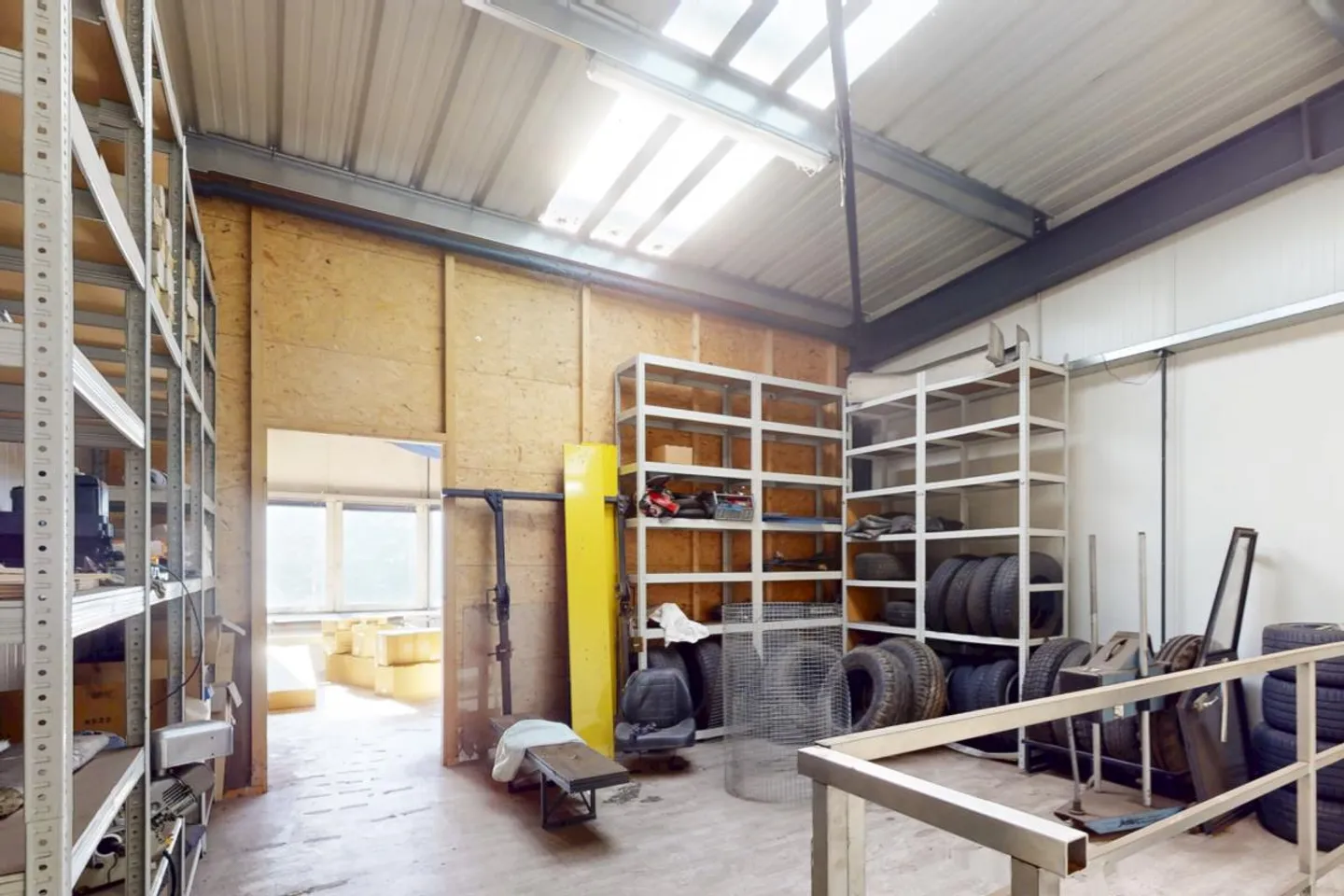 Commercial Property with Potential - Flexible, Well-Connected and... - Photo 16 of 17