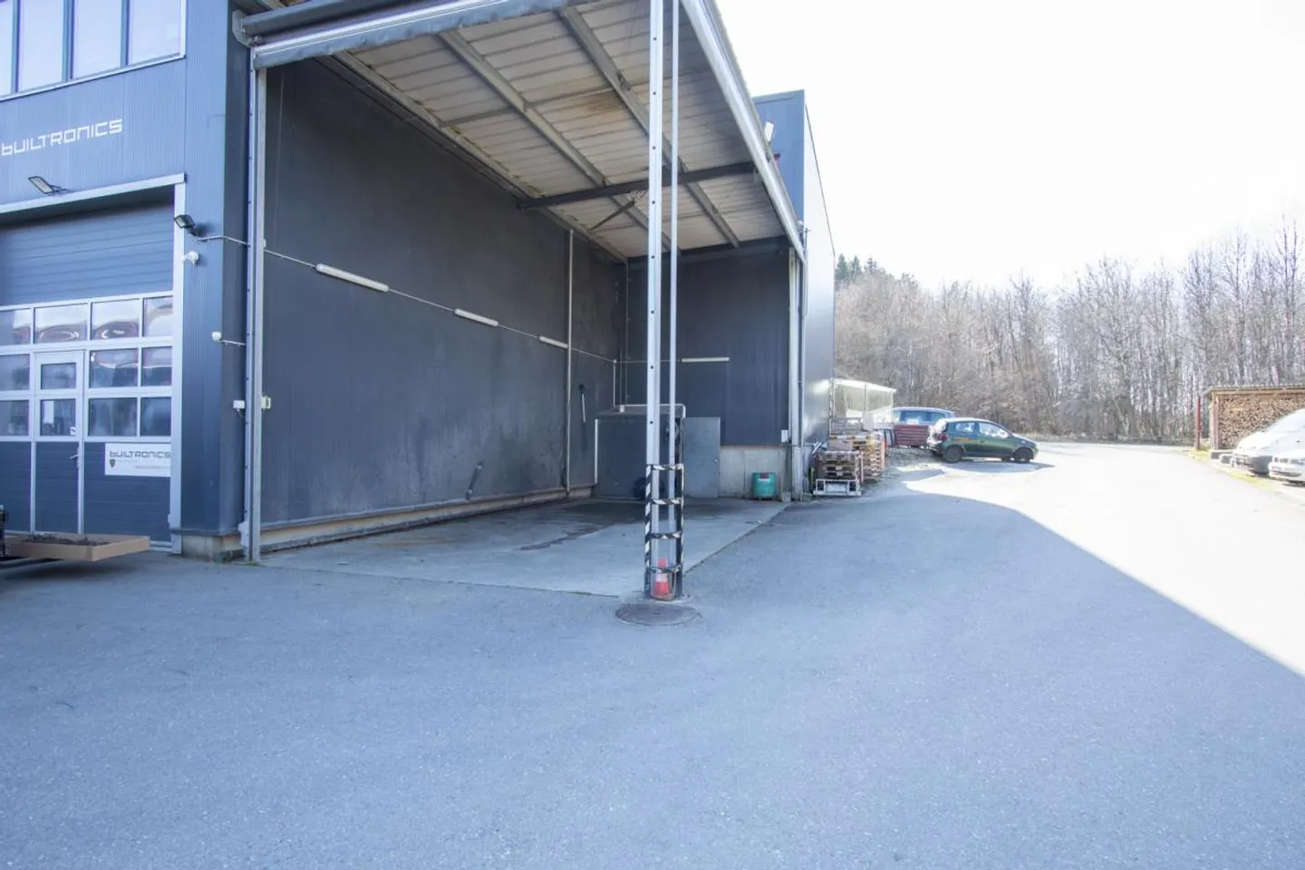 Commercial Property with Potential - Flexible, Well-Connected and... - Photo 17 of 17