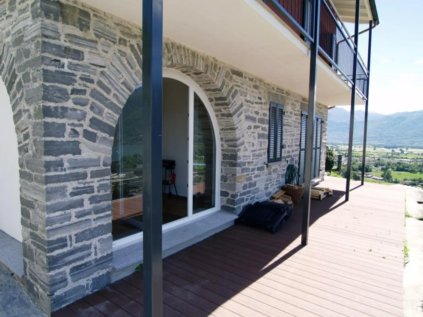 Detached Single-Family House in Panoramic Location - Photo 5 of 7