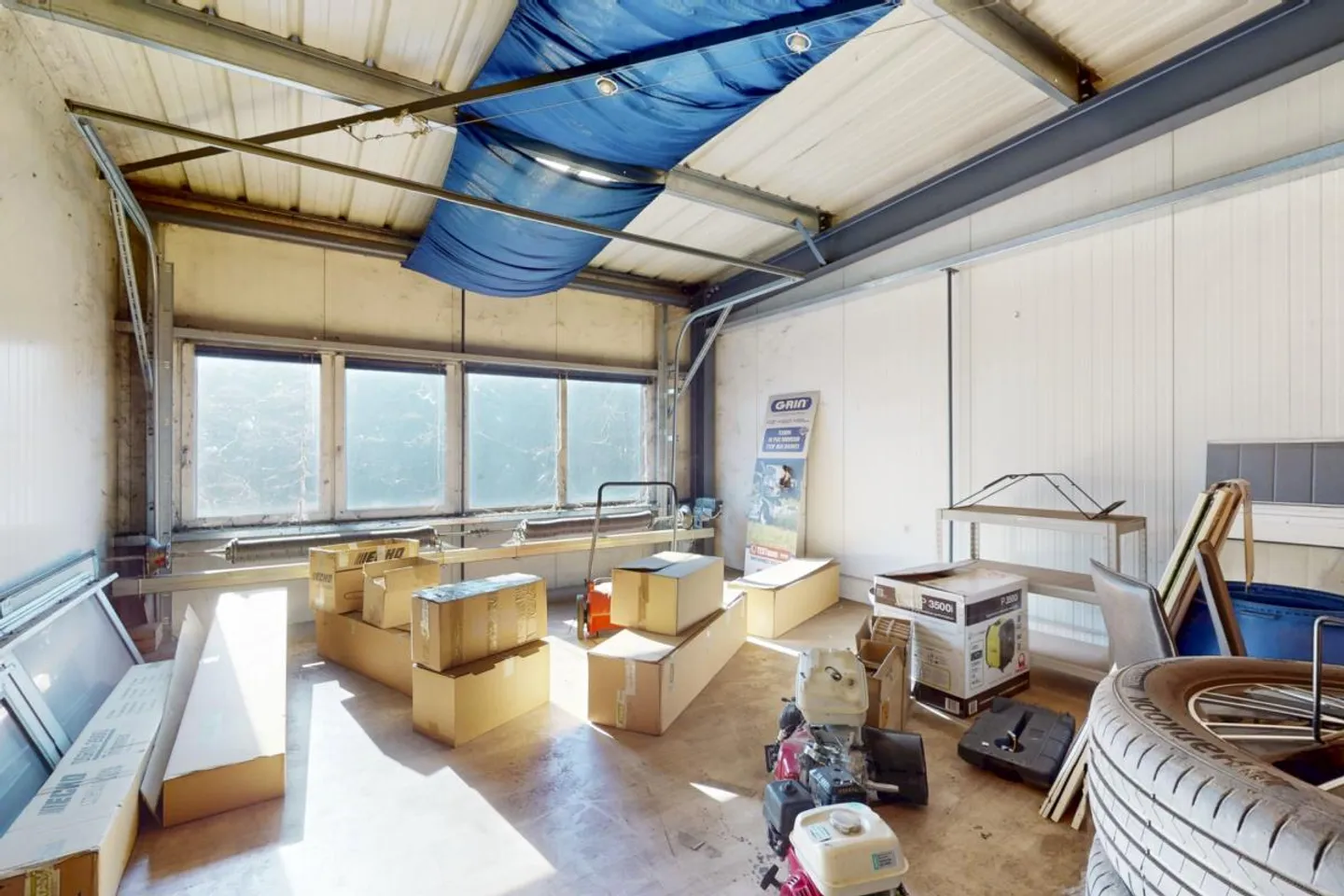 Commercial Property with Potential - Flexible, Well-Connected and... - Photo 14 of 17