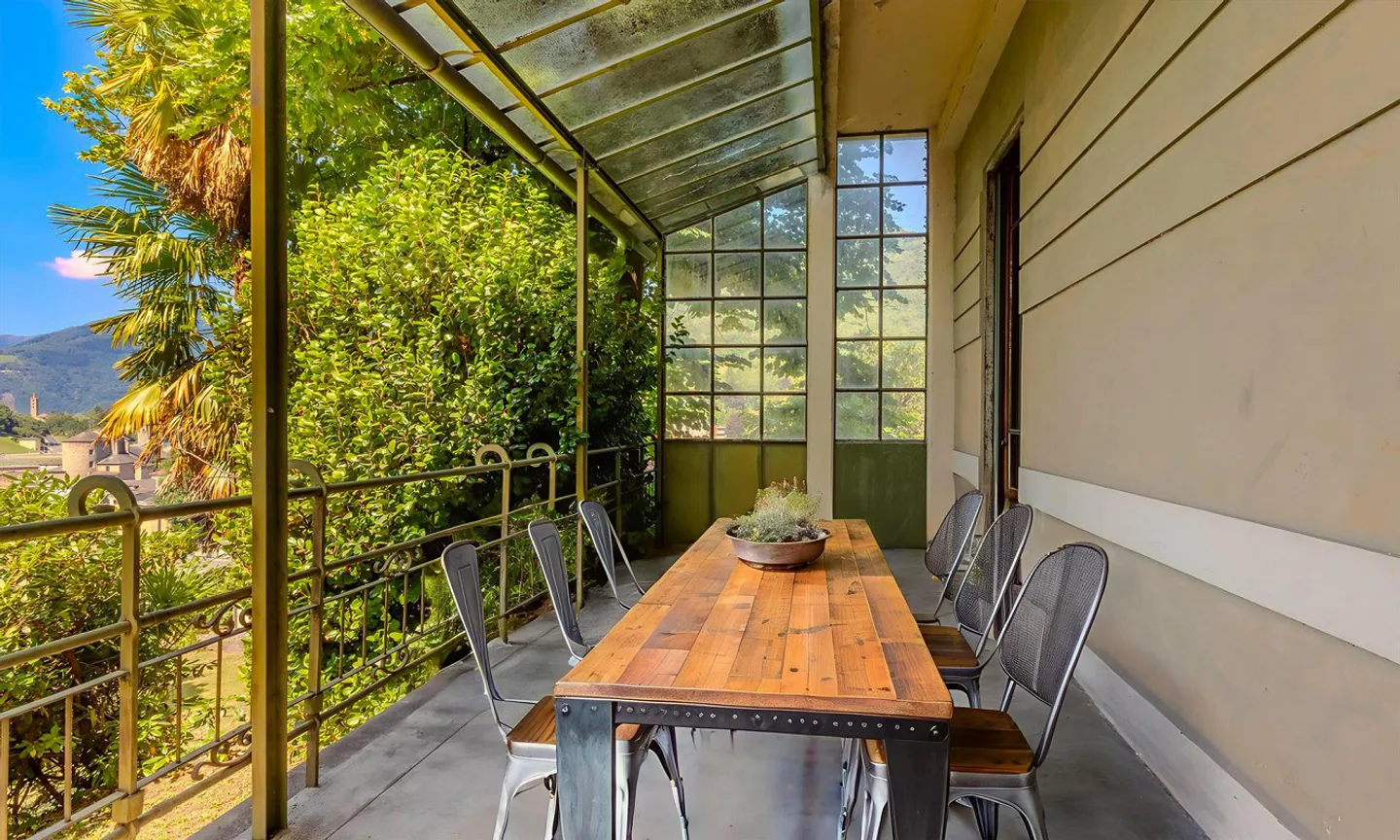 Villa in Liberty Style from 1911 with Buildable Land in Tesserete - Photo 6 of 13