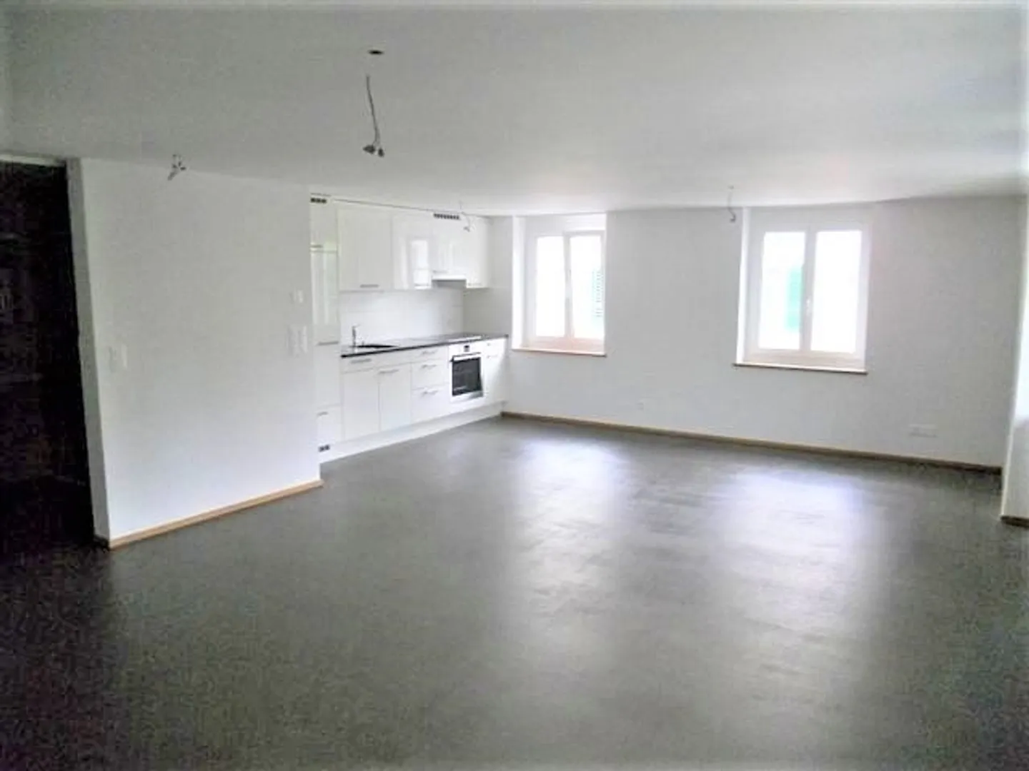 Charmante 2.5-Zimmer Wohnung - Foto 2 von 3