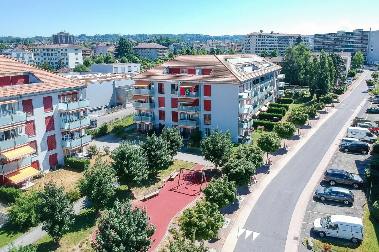 Schöne Wohnung mit Terrasse und Mietgarantie angeboten - Foto 2 von 2