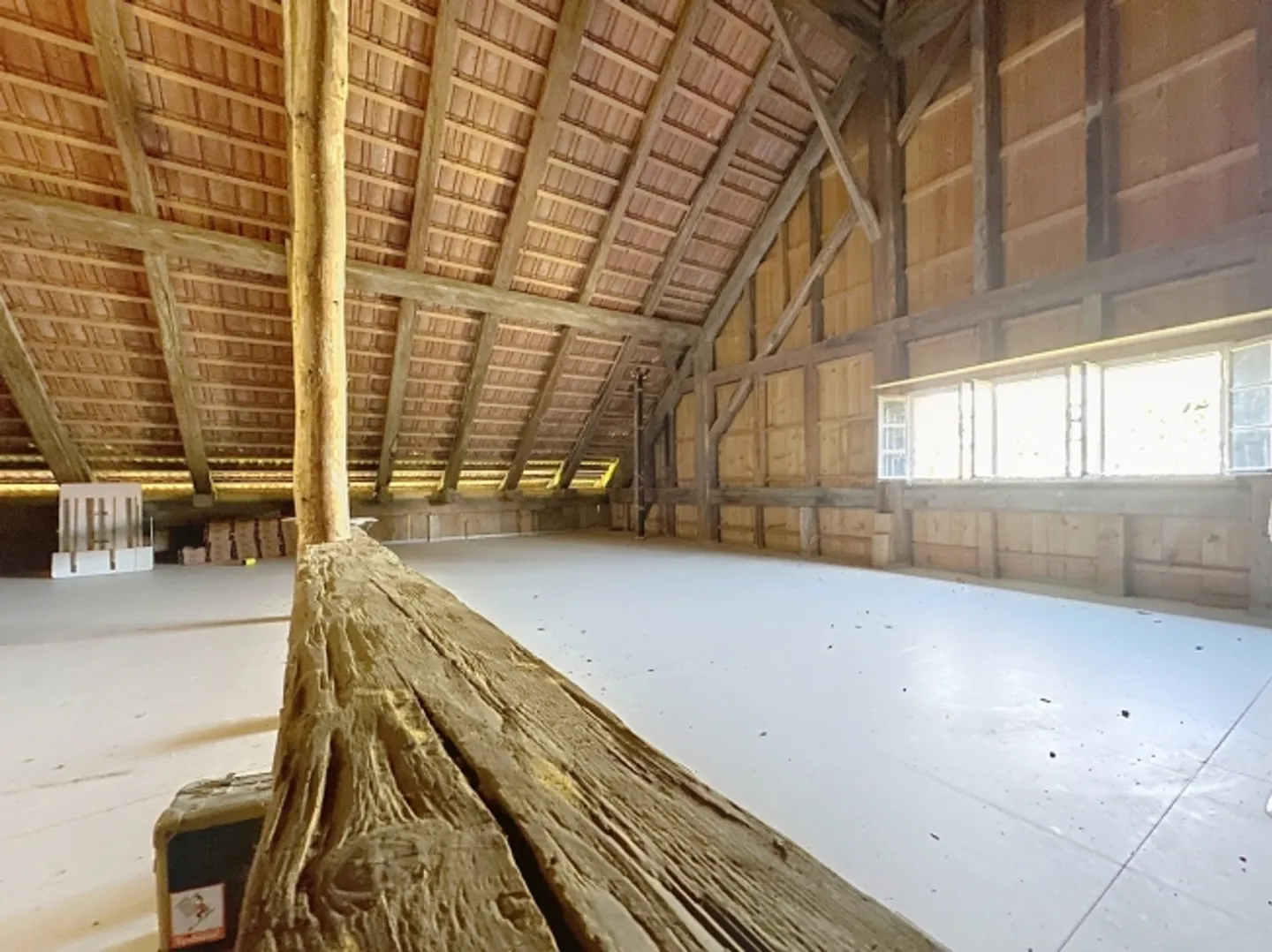 Ferme de 9,5 pièces magnifiquement rénovée sur un grand terrain - Photo 11 sur 12
