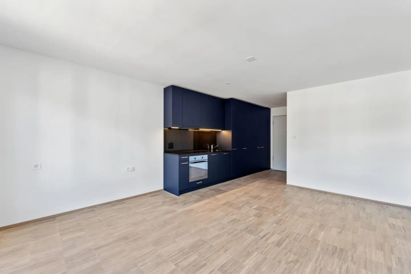 MOYO - Studio seeks studio - Photo 6 of 10