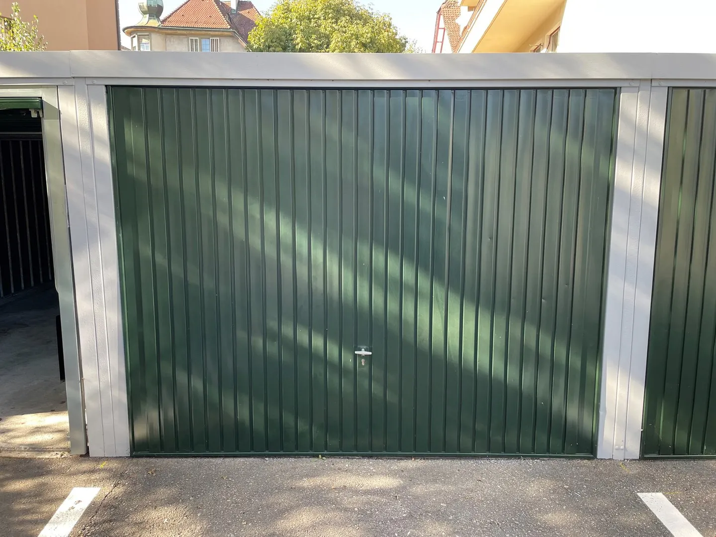 Box de garage à louer comme espace de stockage à Kriens - Photo 3 sur 4