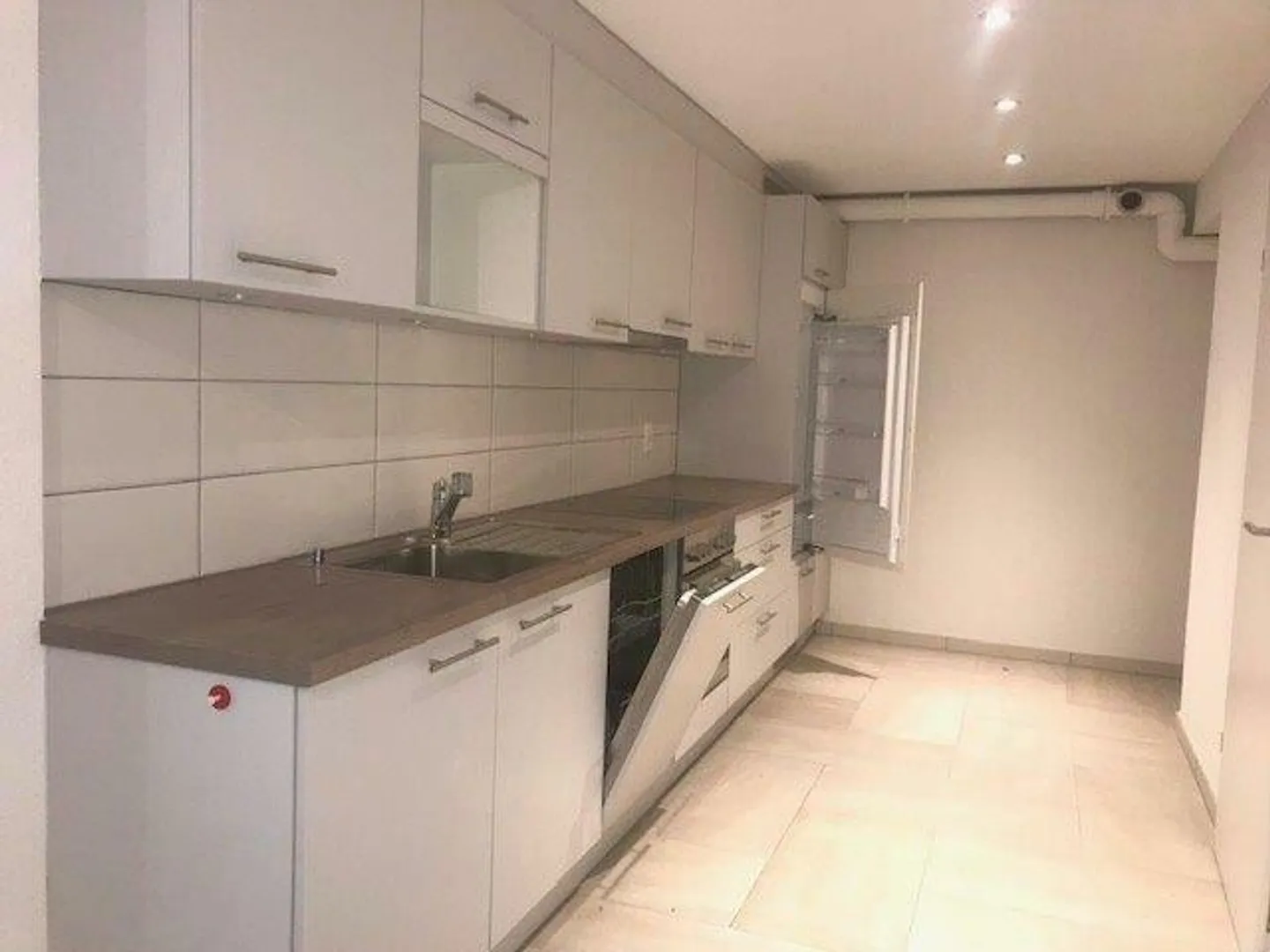 Edificio con 4 appartamenti completamente ristrutturati - Foto 2 di 12