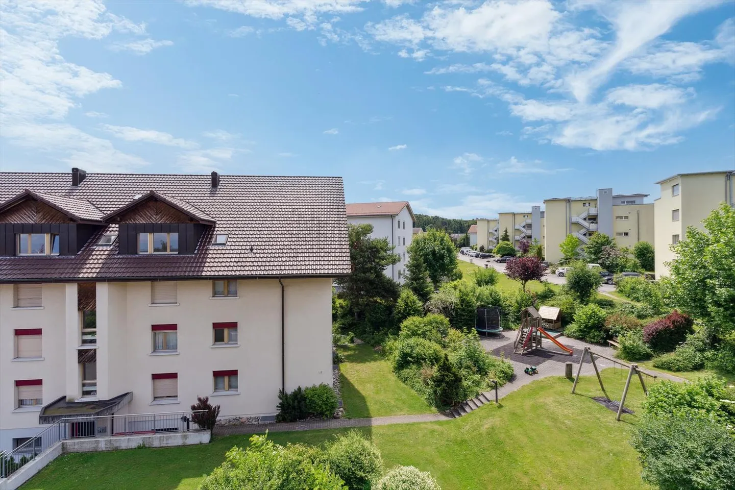 Appartamento spazioso a Düdingen - Foto 1 di 9