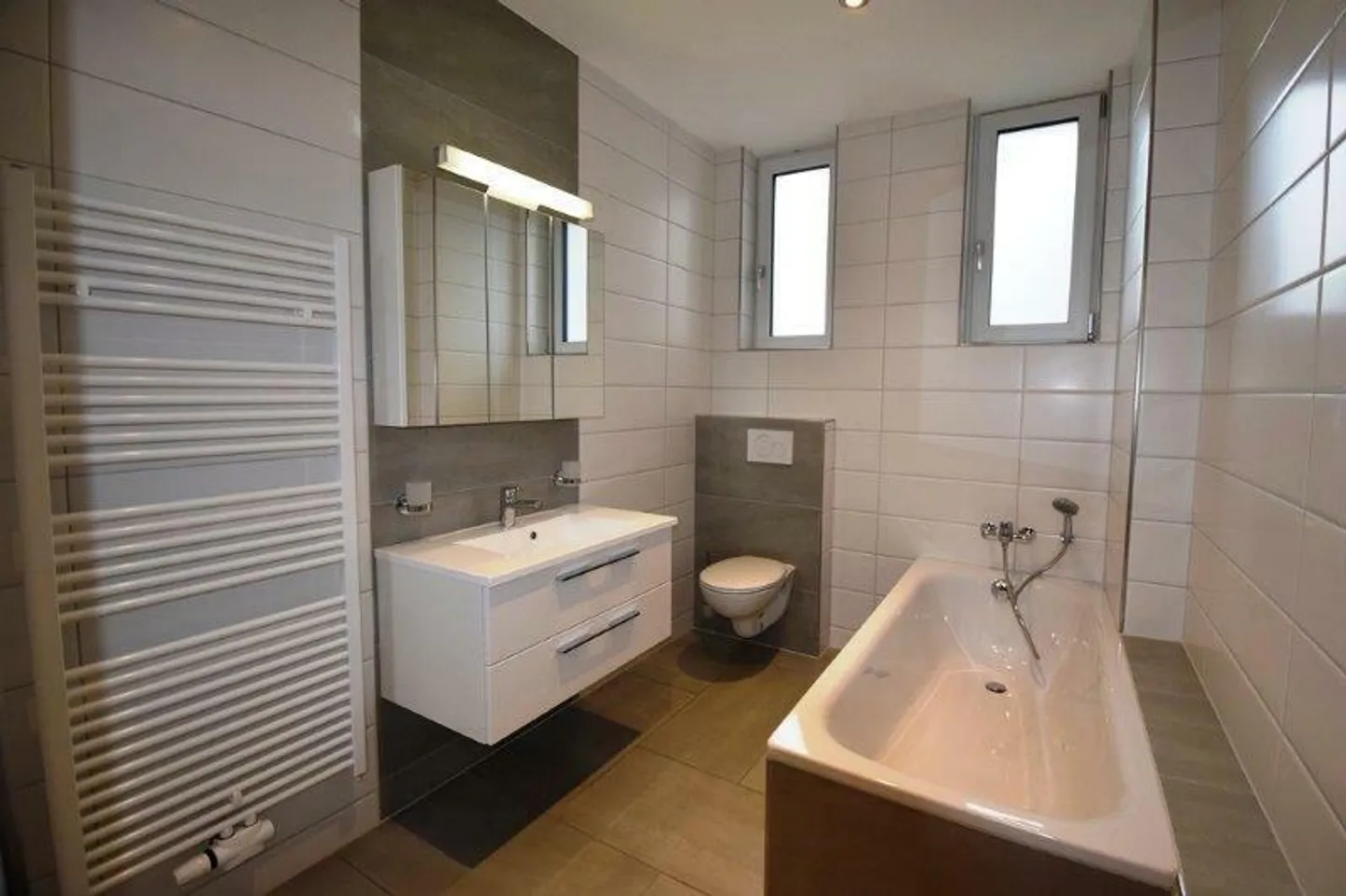 Edificio con 4 appartamenti completamente ristrutturati - Foto 8 di 12