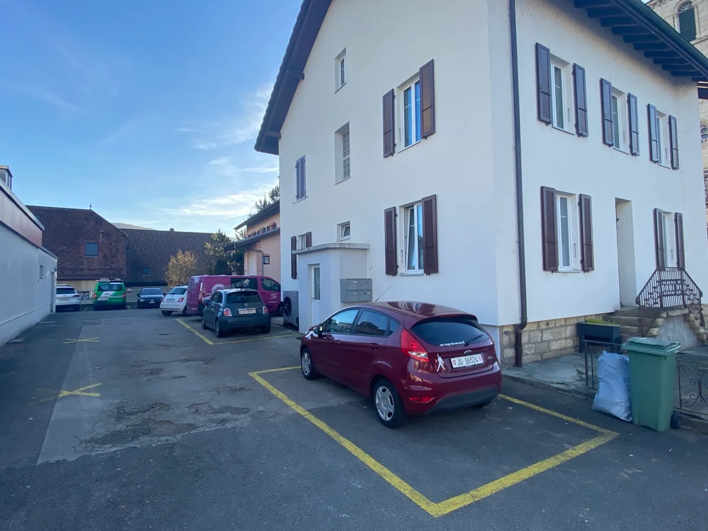 Edificio con 4 appartamenti completamente ristrutturati - Foto 10 di 12