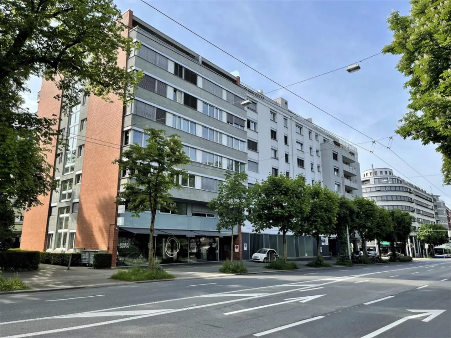 Wohnen an zentraler Lage - Foto 1 von 6