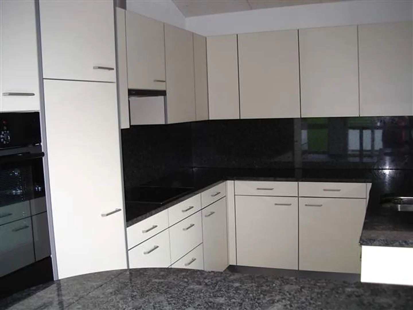 Ampio appartamento di 5 1/2 locali 'Chiläblick' Trachslau, 1° piano - Foto 2 di 7