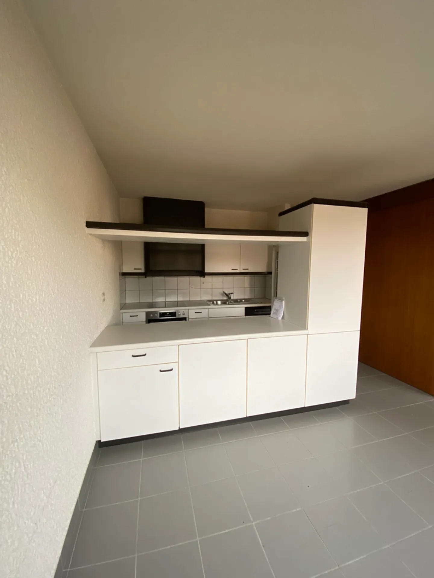 4.5 Room Apartment - Photo 1 of 9