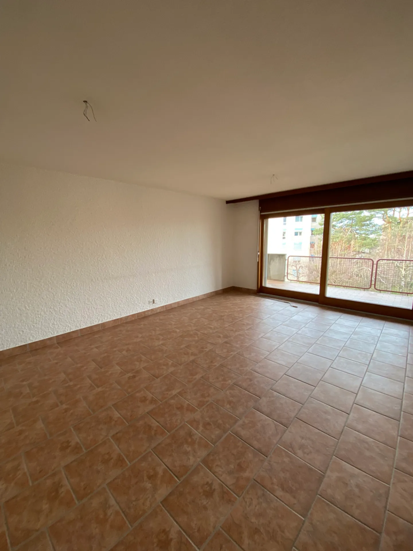 4.5 Room Apartment - Photo 3 of 9