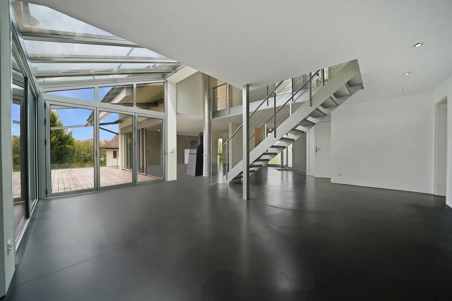 Dreamlike property in perfect location of Lyss - Photo 4 of 25