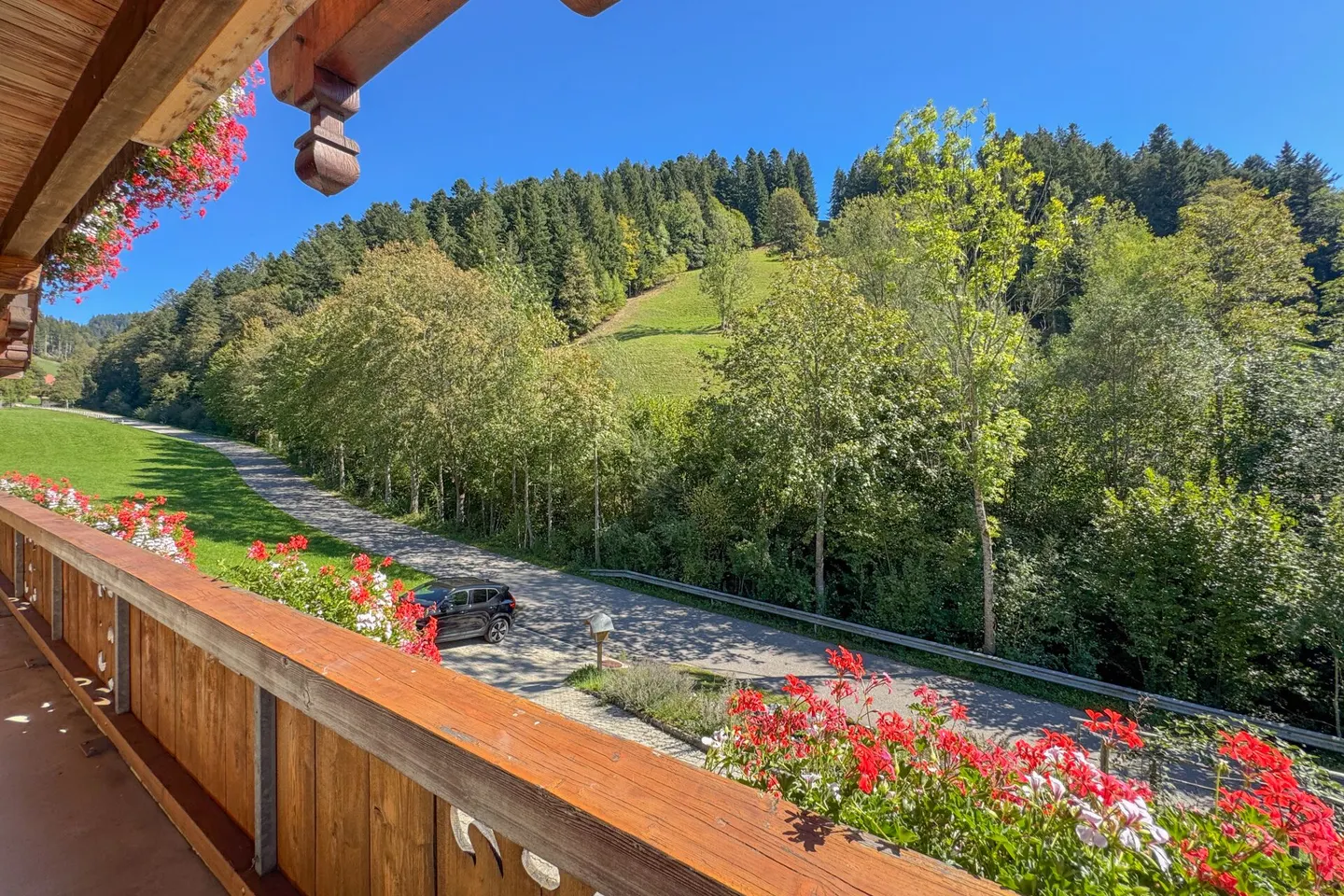 Here it is really quiet and cozy: 6½-room country house in the Emmental - Photo 12 of 12