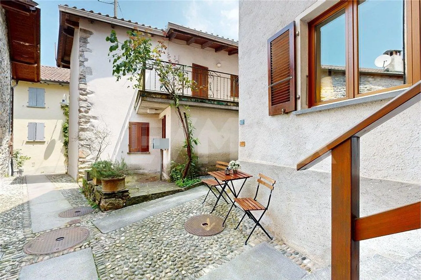 Affascinante casa vacanze con vista lago - Foto 1 di 13