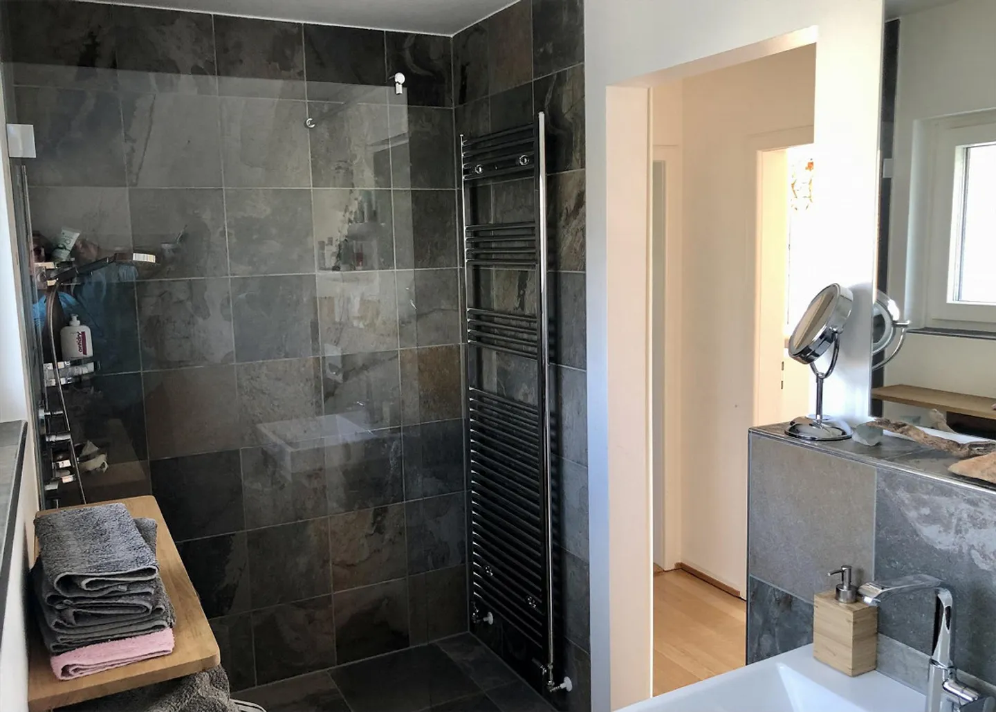 Romantic 5.5-Room Family Home with Dream Garden and Pool - Photo 9 of 14