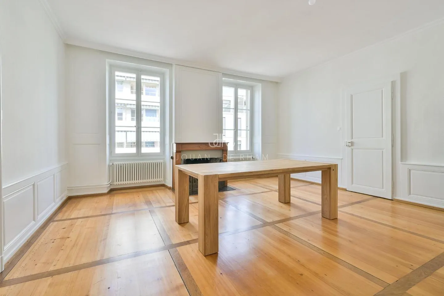 Lease takeover - Magnificent apartment with lake view - Photo 7 of 13