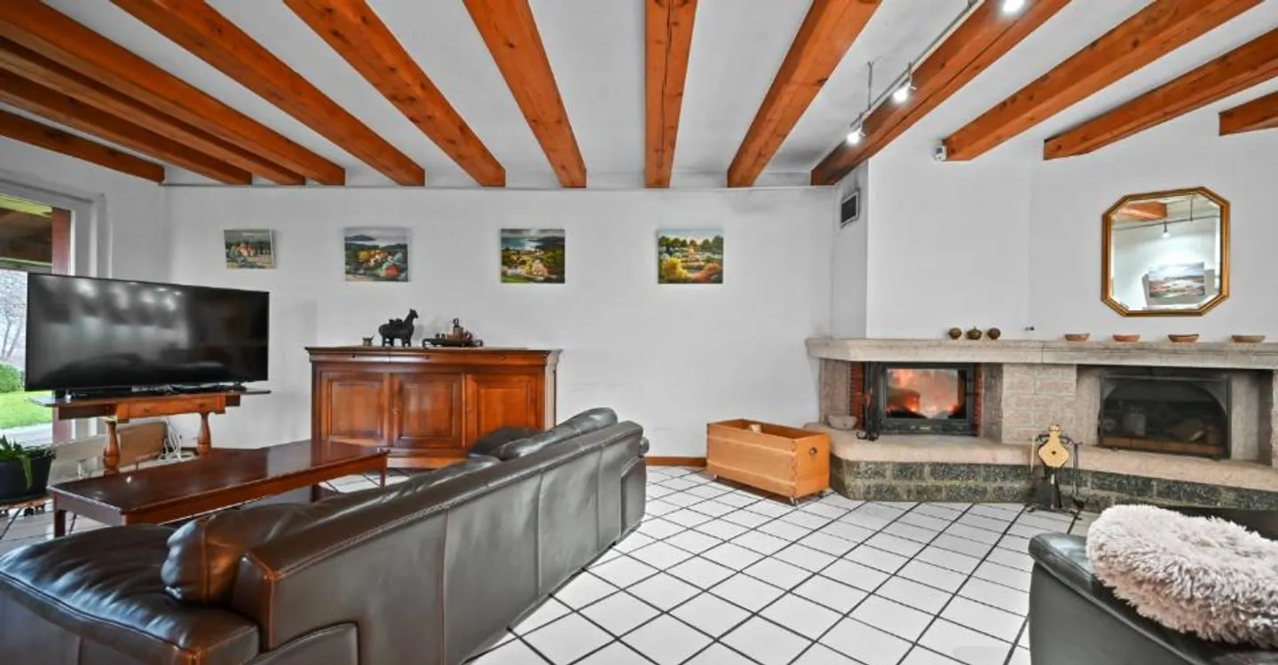 7.5-room house - Photo 2 of 5
