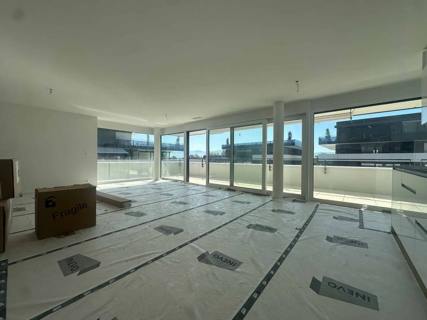 Neue Promotion: 4,5-Zimmer-Wohnung mit überdachten Balkonen - Foto 1 von 13