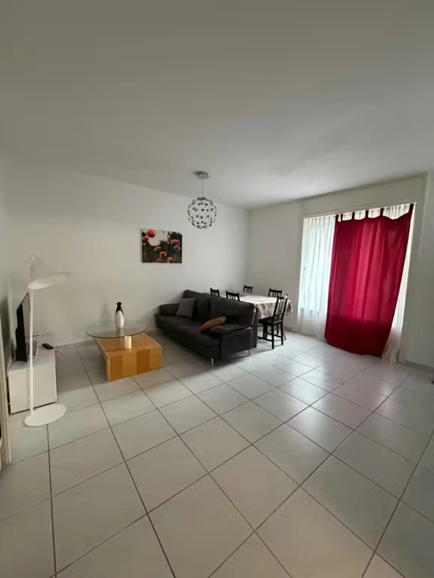 Charmantes Chalet in Zürich - Foto 2 von 10