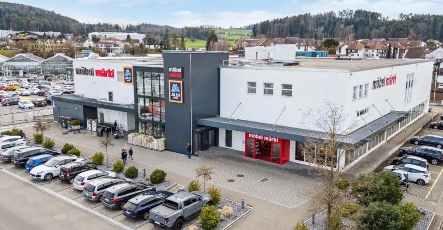 412 m2 di uffici e spazi di servizio al 2° piano a Breite Rickenbach - Foto 1 di 3