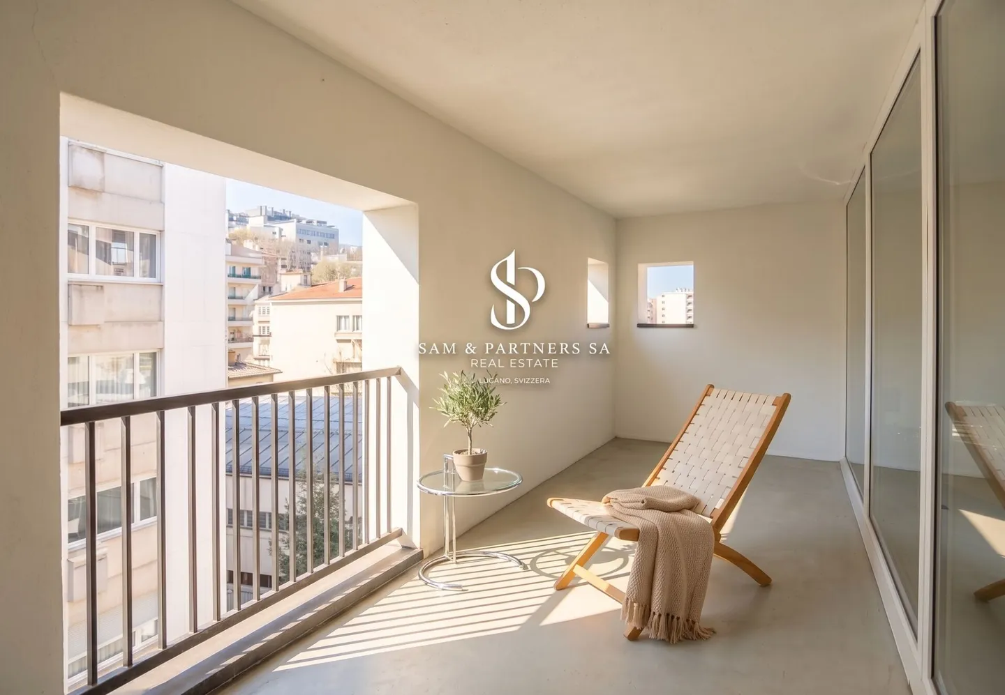 Loft all'Ultimo Piano con Balcone - Foto 2 di 8
