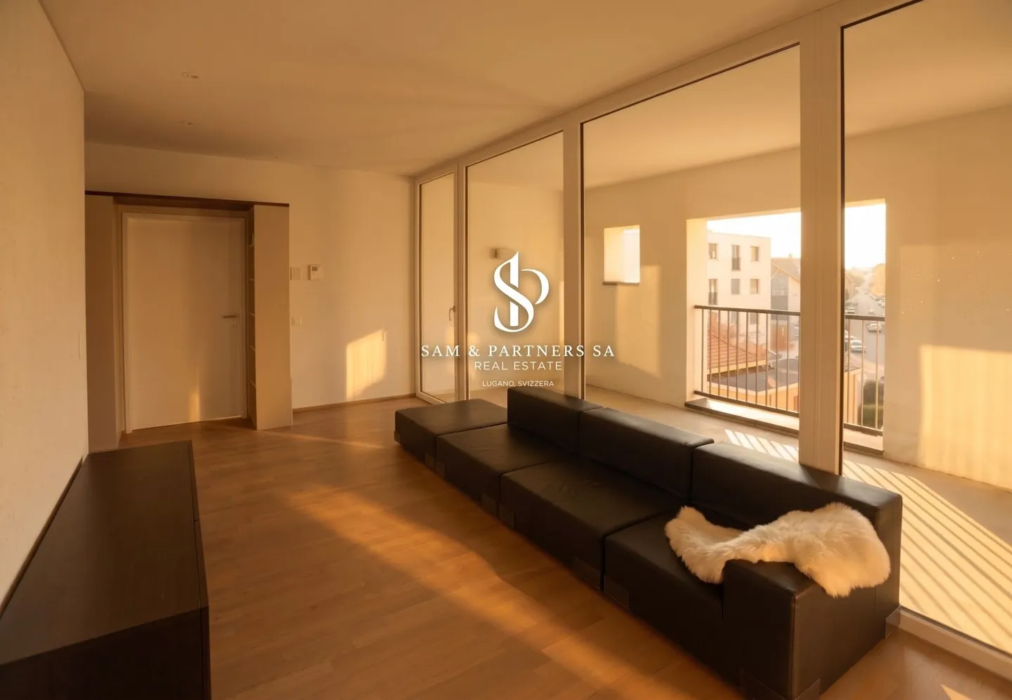 Loft all'Ultimo Piano con Balcone - Foto 4 di 8