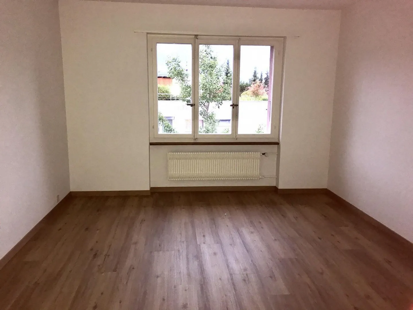Spacious 5-room apartment for rent - Photo 8 of 8