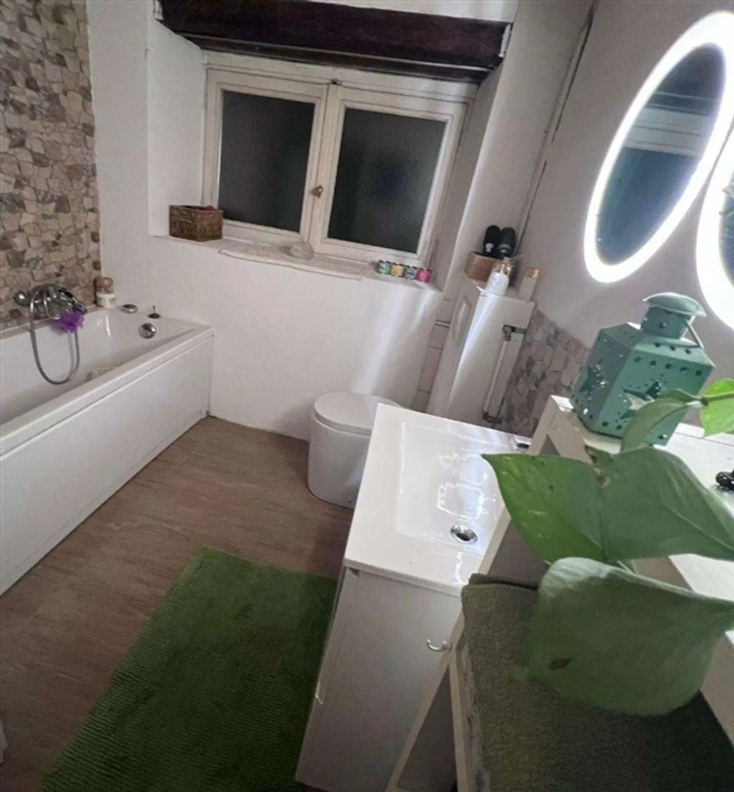 "CRYPTO-FRIENDLY" Casa unifamiliare con giardino e parcheggio - Foto 8 di 12