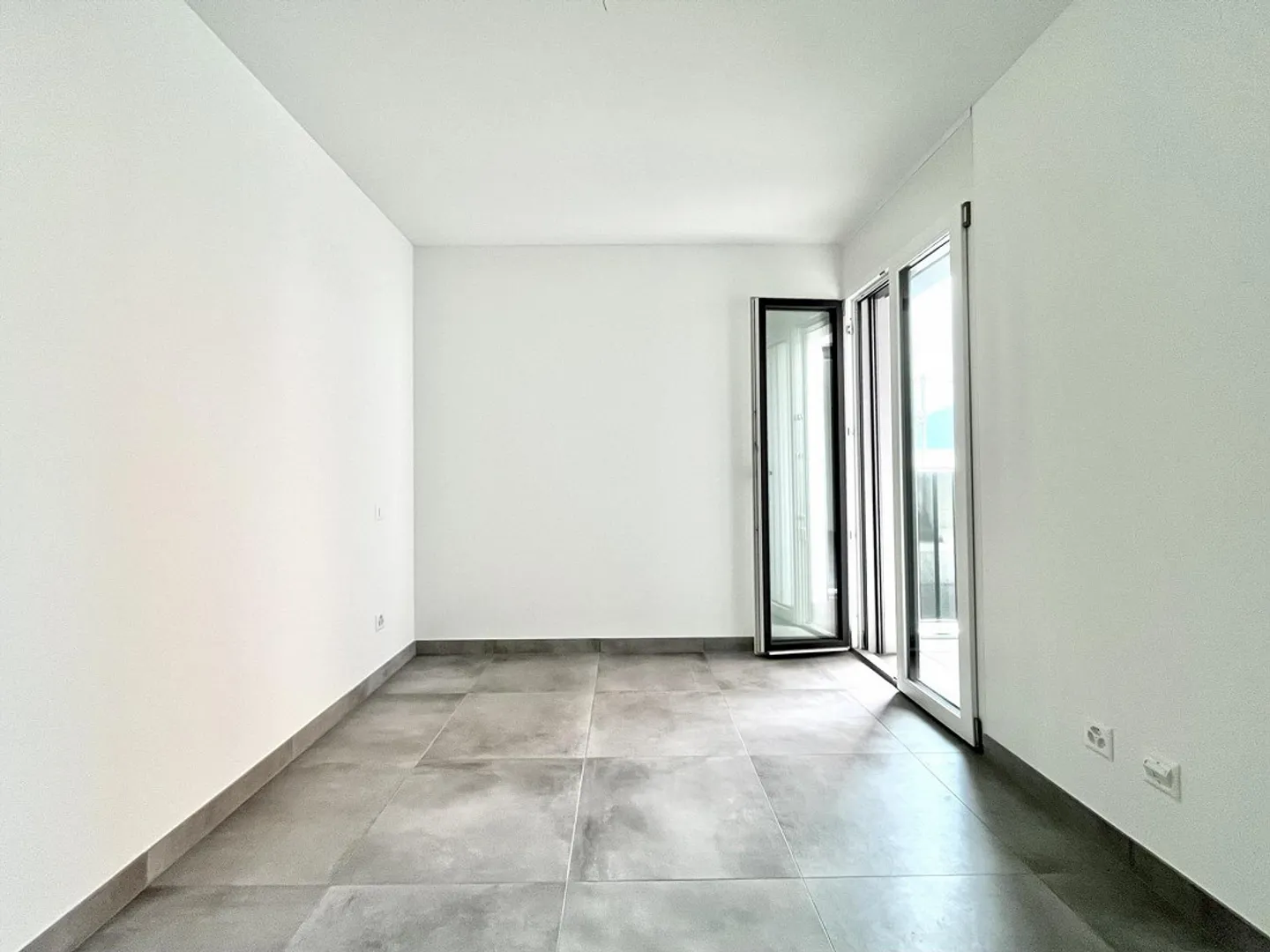 NOUVEL APPARTEMENT 2.5 PIÈCES AU REZ-DE-CHAUSSÉE À TESSERETE - Photo 6 sur 9