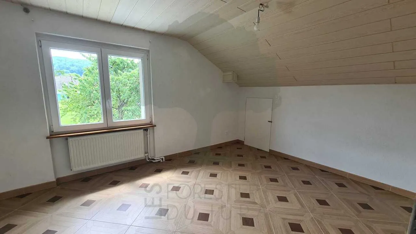 Familienhaus mit zwei Wohnungen - Foto 6 von 17