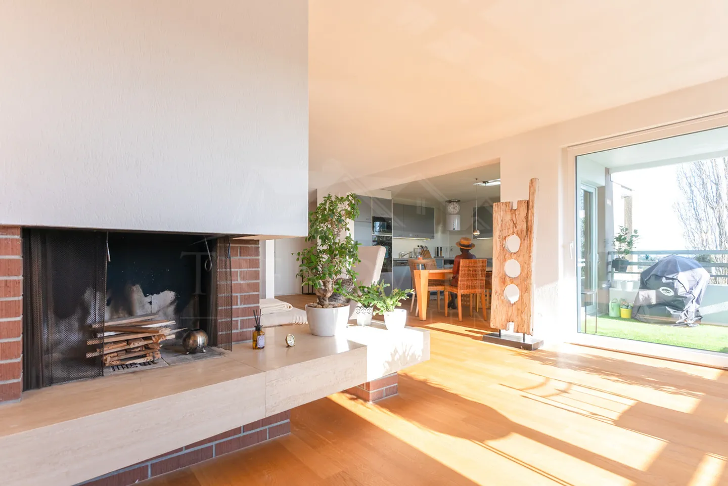 Gemütliche 4.5-Zimmerwohnung mit Weitsicht in Ortschwaben - Foto 3 von 13